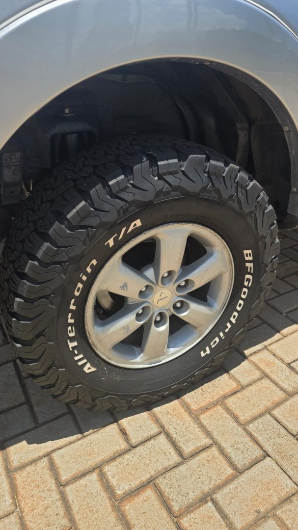 Foto do veículo Mitsubishi Pajero 5